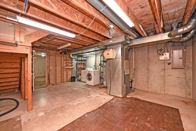 938 Weninger Circle, Cincinnati, OH 45203