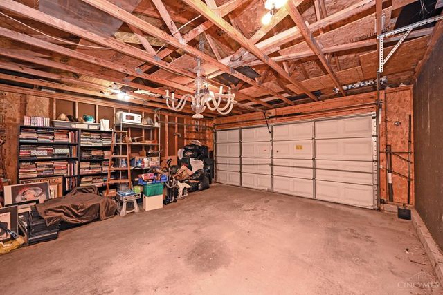 938 Weninger Circle, Cincinnati, OH 45203