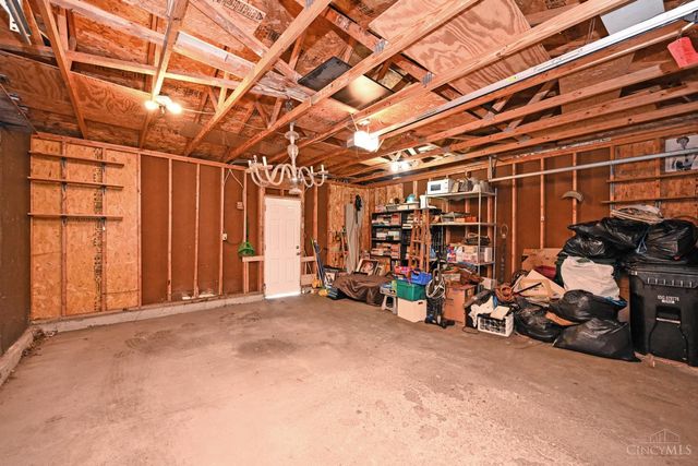 938 Weninger Circle, Cincinnati, OH 45203