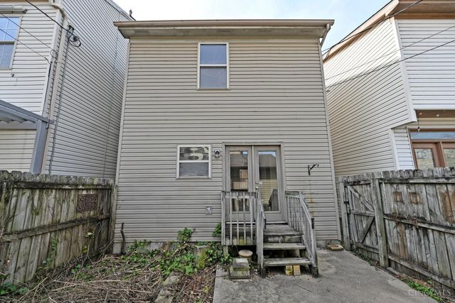 938 Weninger Circle, Cincinnati, OH 45203