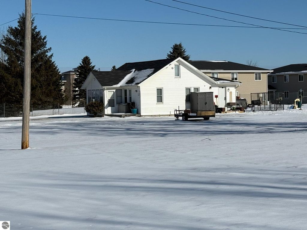 Image 3 of property listing at 4205 & 4173 S Isabella Road, Mt Pleasant, MI 48858