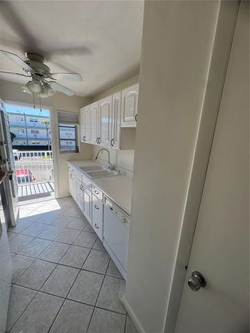 3923 NE 166th St N208, North Miami Beach, FL 33160