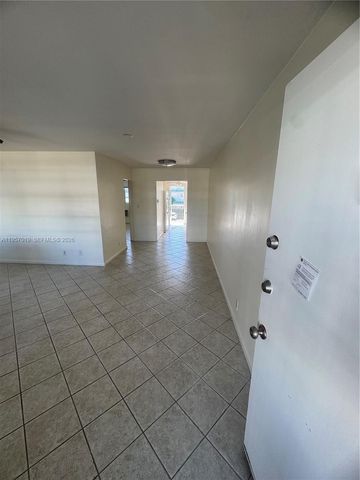 3923 NE 166th St N208, North Miami Beach, FL 33160