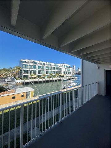 3923 NE 166th St N208, North Miami Beach, FL 33160