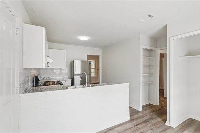 240 Plantation Glen Court, Johns Creek, GA 30022