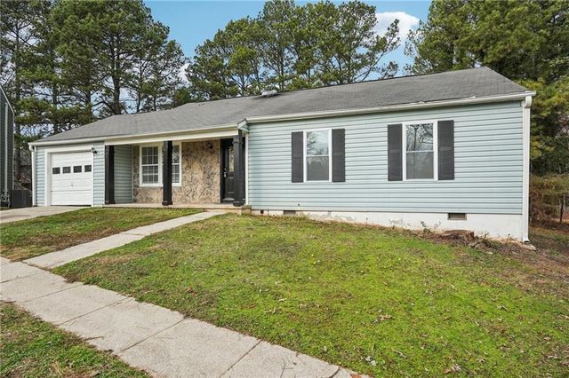 240 Plantation Glen Court, Johns Creek, GA 30022