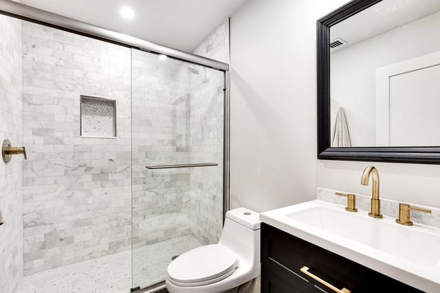 424 NE 2nd St, Pompano Beach, FL 33060