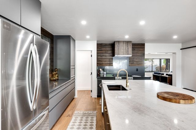 424 NE 2nd St, Pompano Beach, FL 33060