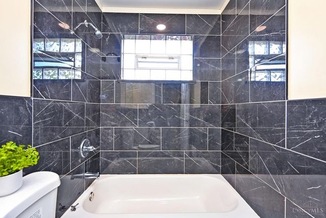 6555 Daly Road, Cincinnati, OH 45224