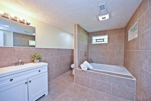 6555 Daly Road, Cincinnati, OH 45224