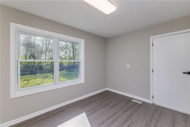 868 Cliffside Drive, New Carlisle, OH 45344