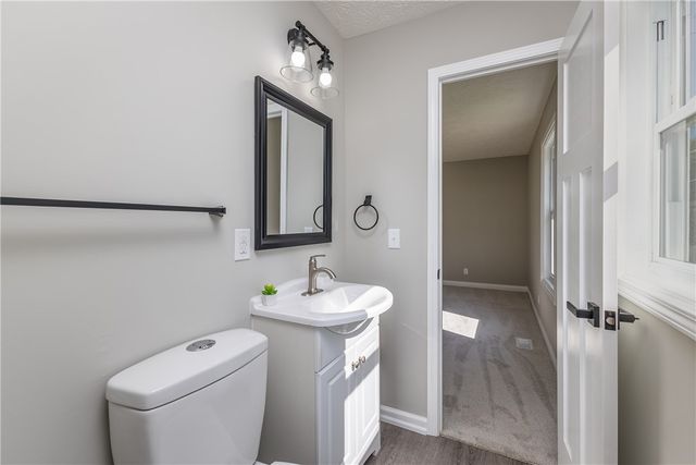 868 Cliffside Drive, New Carlisle, OH 45344