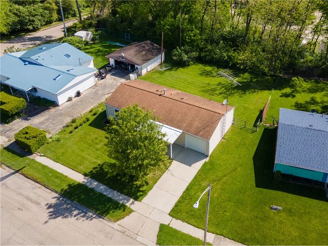 868 Cliffside Drive, New Carlisle, OH 45344