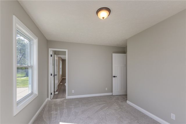 868 Cliffside Drive, New Carlisle, OH 45344