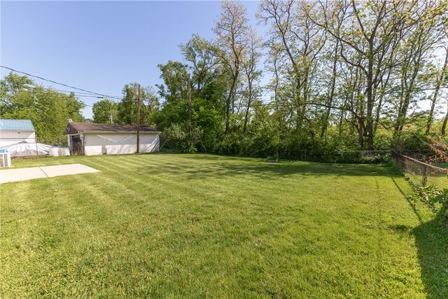 868 Cliffside Drive, New Carlisle, OH 45344