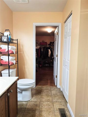 2695 Valley Brook Drive, St Louis, MO 63031