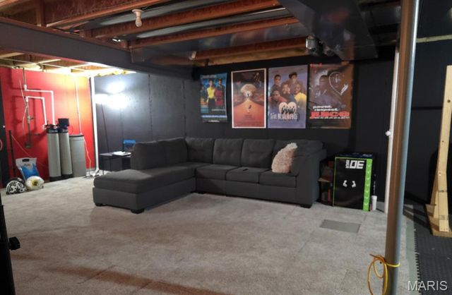 2695 Valley Brook Drive, St Louis, MO 63031