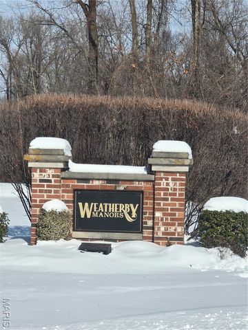 2695 Valley Brook Drive, St Louis, MO 63031