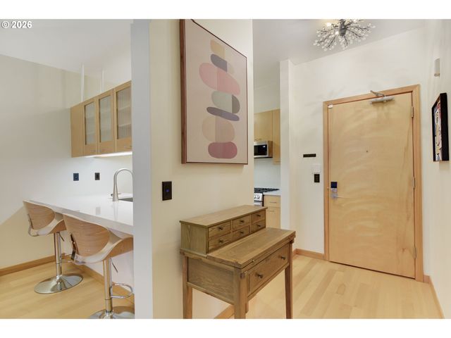 820 Nw 12th Ave 218, Portland, OR 97209