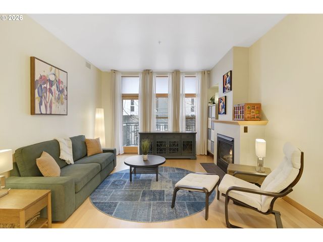 820 Nw 12th Ave 218, Portland, OR 97209