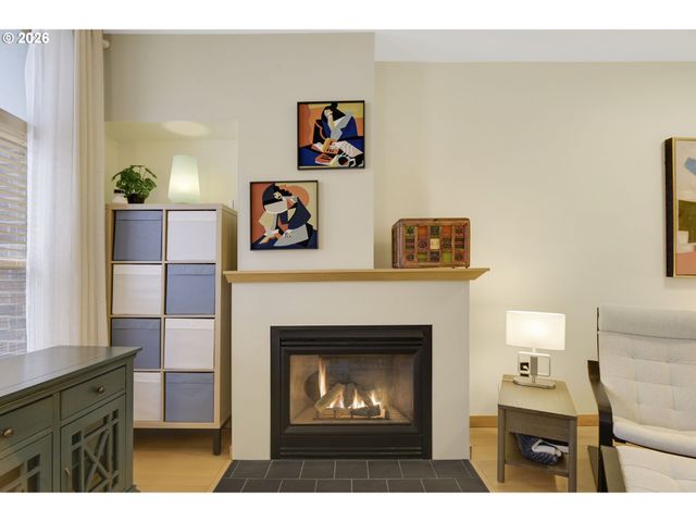 820 Nw 12th Ave 218, Portland, OR 97209