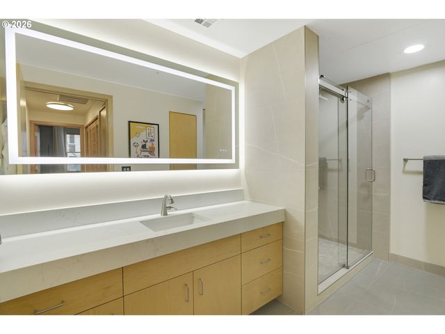 820 Nw 12th Ave 218, Portland, OR 97209