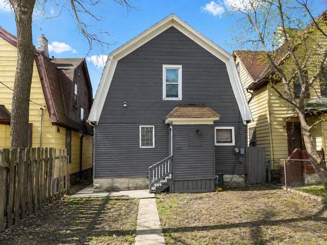 1514 Burleigh AVENUE, Milwaukee, WI 53206