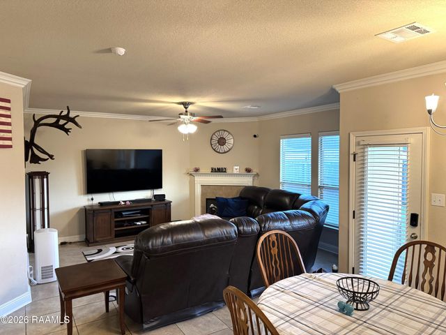 206 Arsenal Drive, Carencro, LA 70520