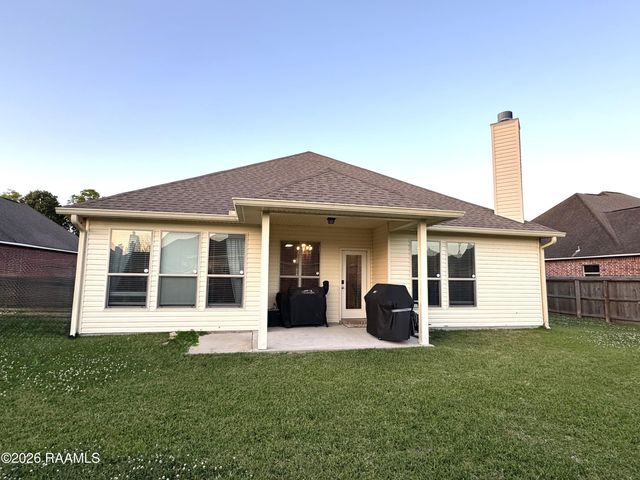 206 Arsenal Drive, Carencro, LA 70520