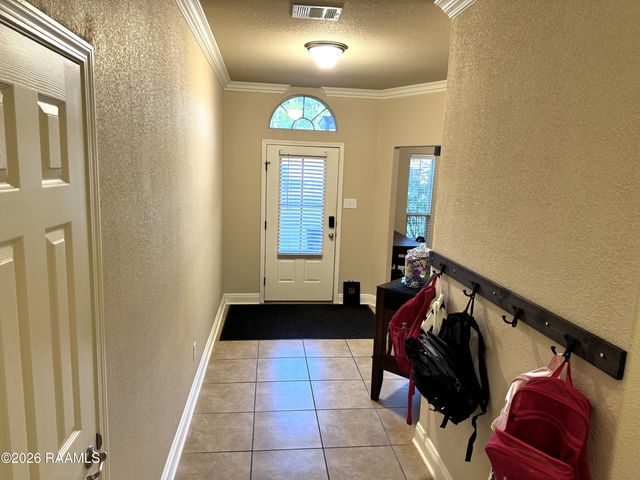 206 Arsenal Drive, Carencro, LA 70520