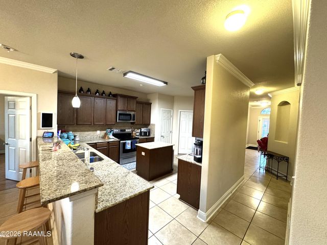 206 Arsenal Drive, Carencro, LA 70520