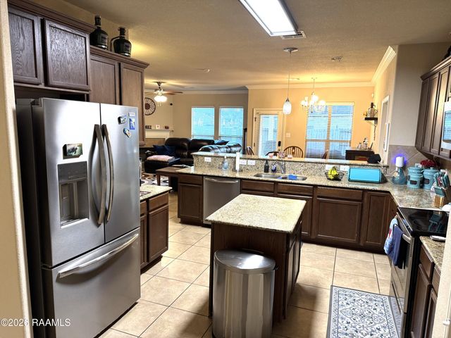 206 Arsenal Drive, Carencro, LA 70520