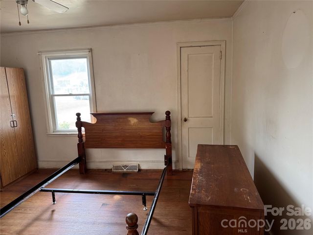 945 S Confederate Avenue, Rock Hill, SC 29730