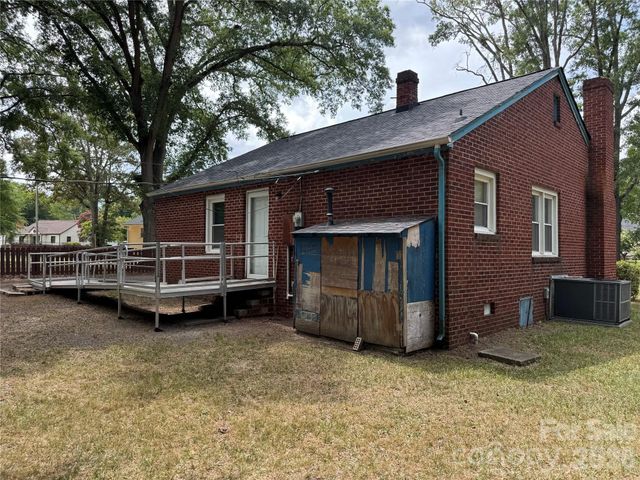 945 S Confederate Avenue, Rock Hill, SC 29730