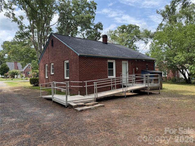 945 S Confederate Avenue, Rock Hill, SC 29730