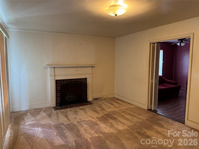 945 S Confederate Avenue, Rock Hill, SC 29730