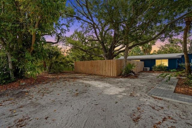 6301 11TH AVENUE S, Gulfport, FL 33707