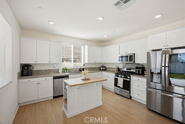 6346 Big Bend, Jurupa Valley, CA 92509