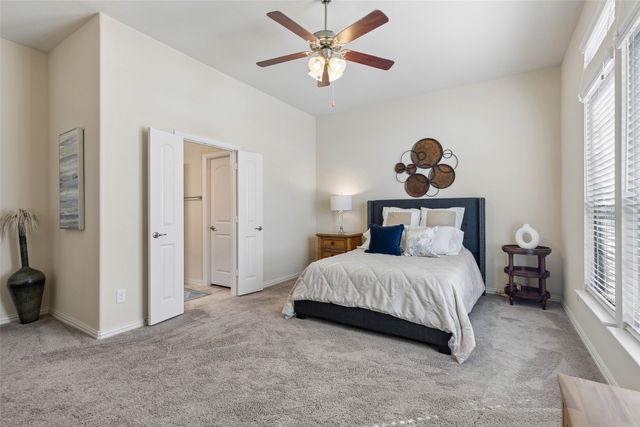 8209 Main Street, North Richland Hills, TX 76182