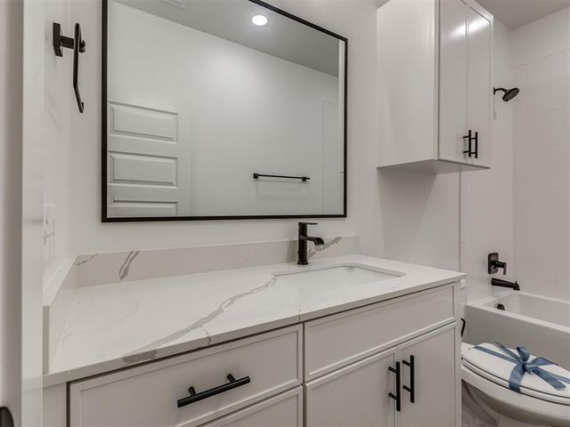 4112 NW 180th Street, Edmond, OK 73012