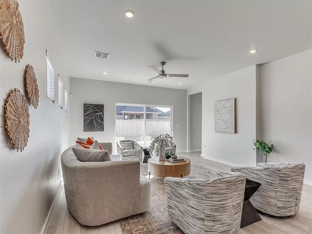 4112 NW 180th Street, Edmond, OK 73012