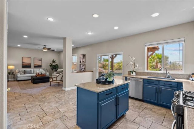 29908 Shadow, Castaic, CA 91384