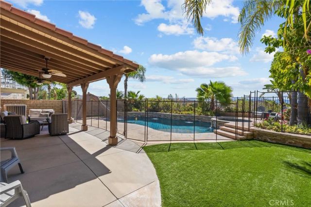 29908 Shadow, Castaic, CA 91384