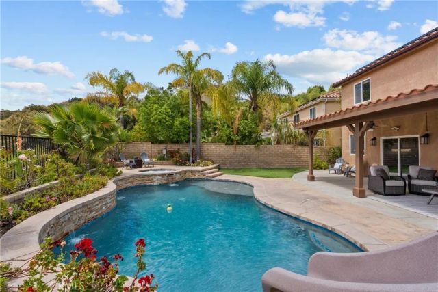 29908 Shadow, Castaic, CA 91384