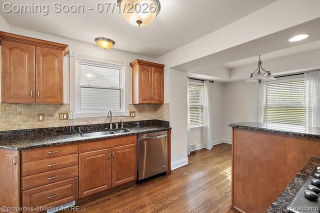2209 Windemere Road, Birmingham, MI 48009