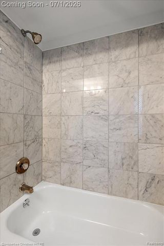 2209 Windemere Road, Birmingham, MI 48009