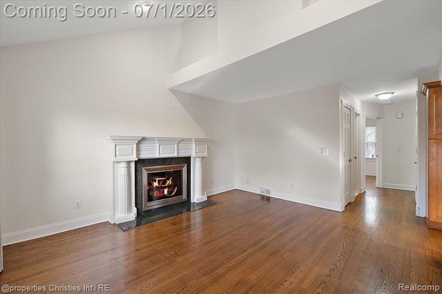 2209 Windemere Road, Birmingham, MI 48009
