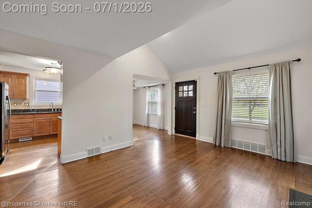 2209 Windemere Road, Birmingham, MI 48009