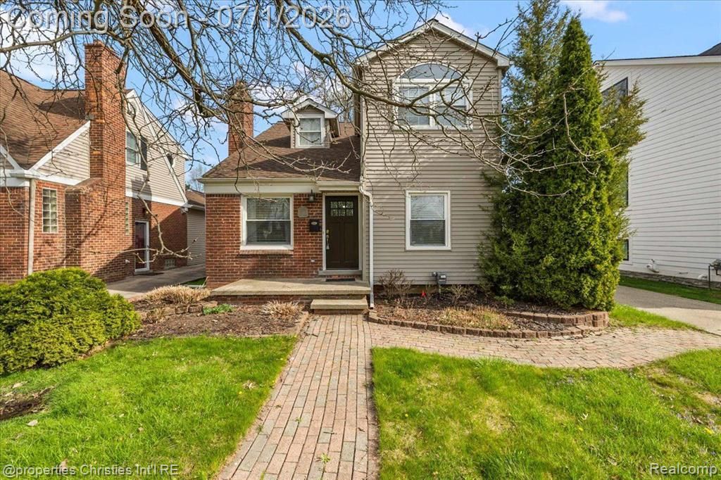 2209 Windemere Road, Birmingham, MI 48009
