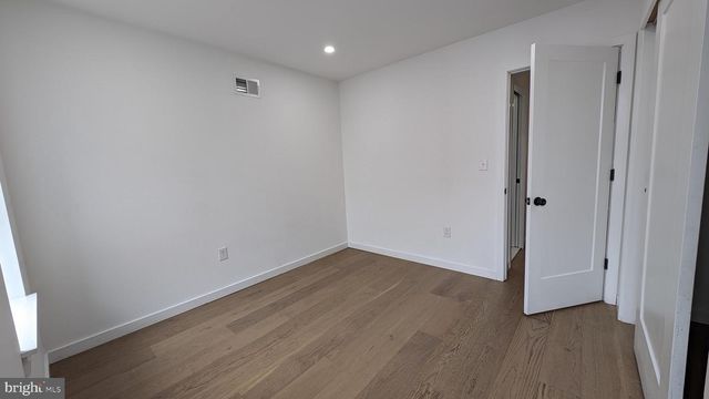 2232 N MASCHER ST, Philadelphia, PA 19133